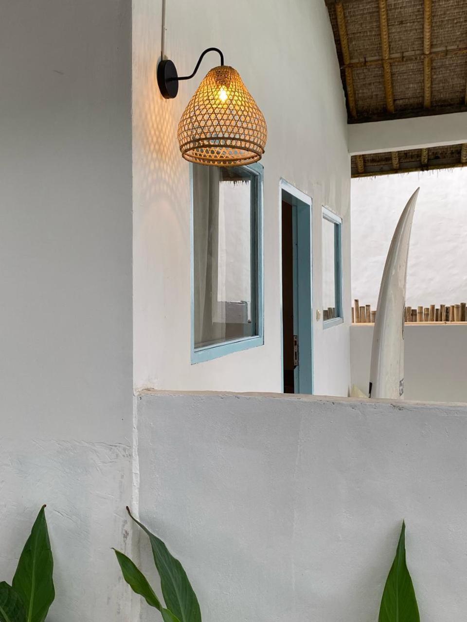 Bumbang Surf Shack Grupuk酒店 外观 照片