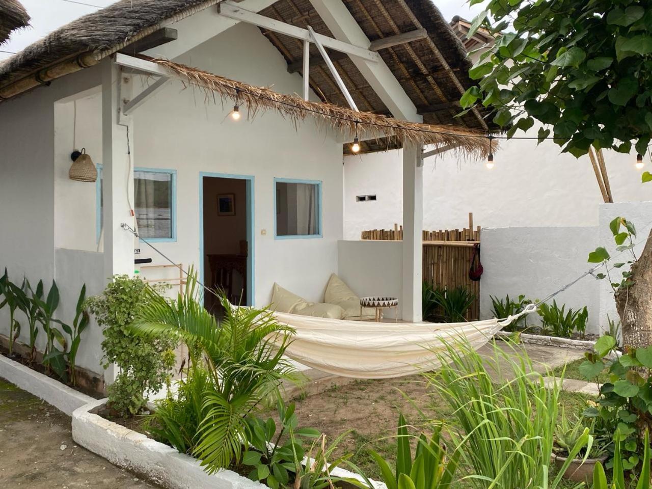 Bumbang Surf Shack Grupuk酒店 外观 照片
